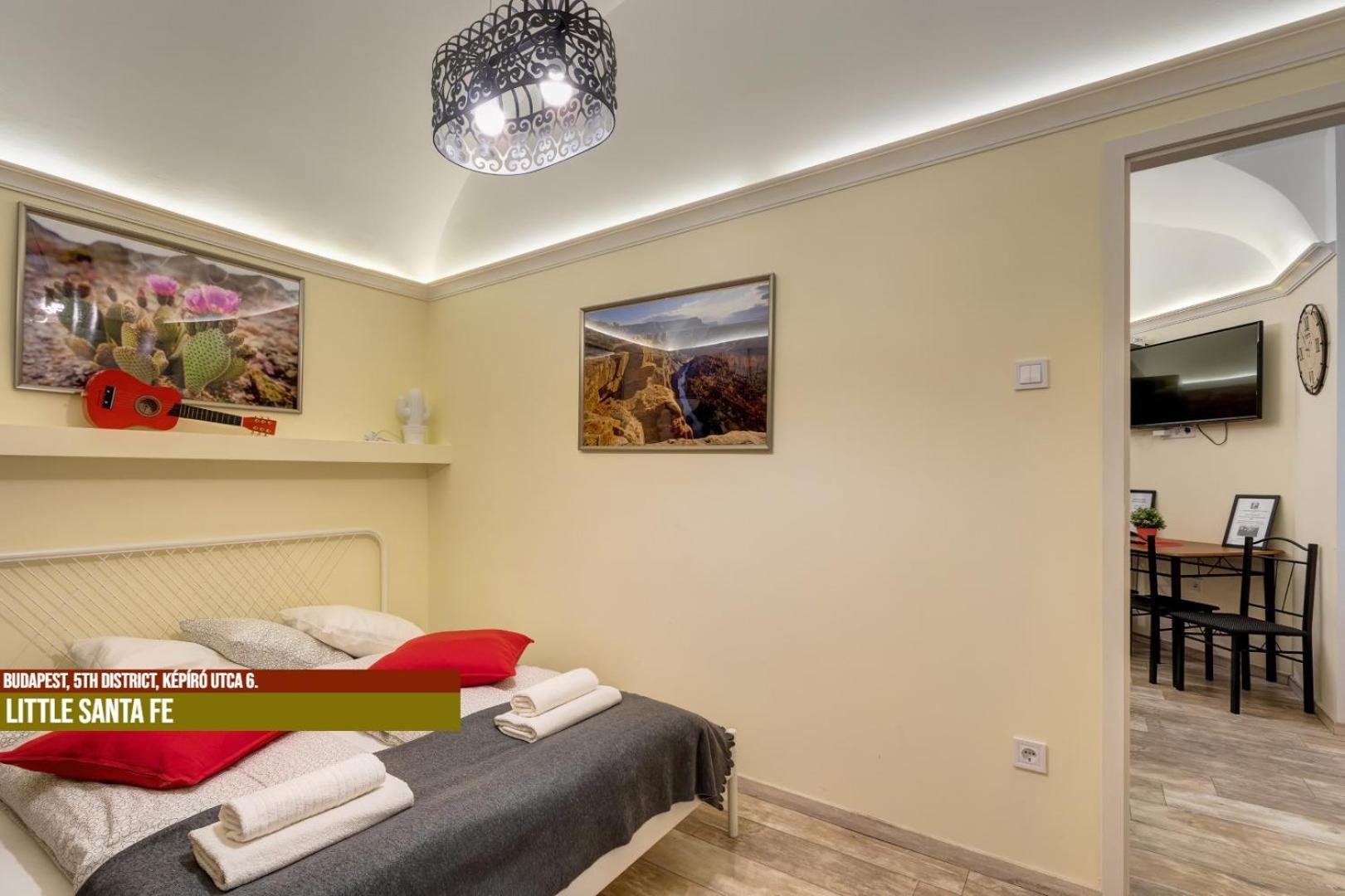 Little Americas Main Street Apartments Budapest Luaran gambar