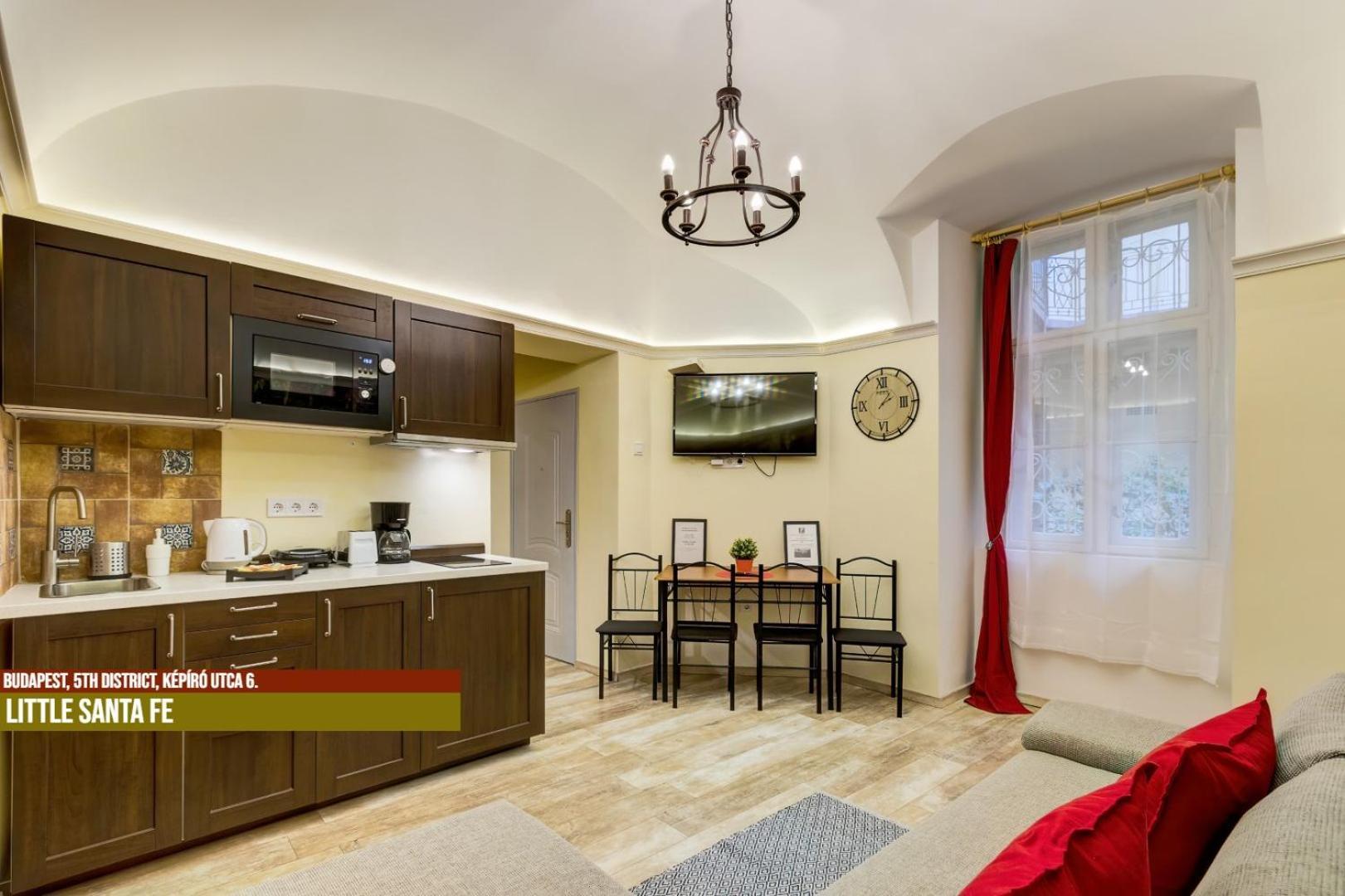 Little Americas Main Street Apartments Budapest Luaran gambar