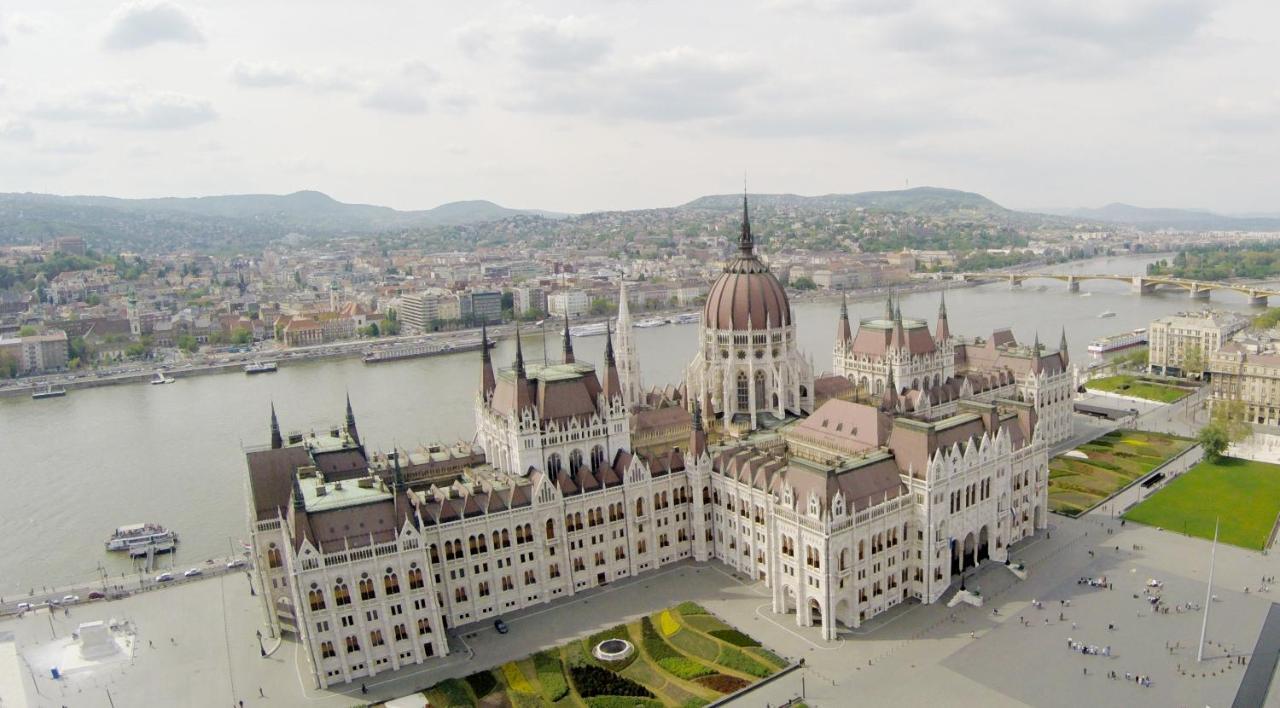 Little Americas Main Street Apartments Budapest Luaran gambar
